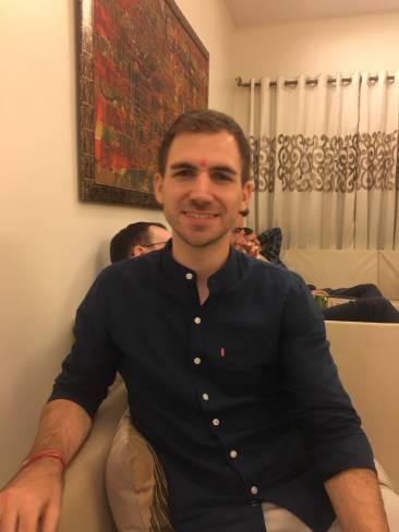 Nach derZeremonie mit dem Segenspunkt