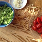Sieht gesund aus? Eier drin. Bohnen belasten den Darm. Tomatenhaut? Unverdaulich!!!